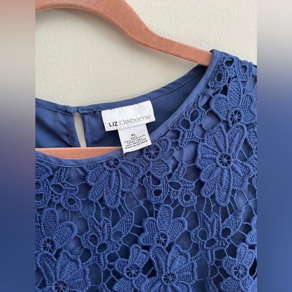 Navy Lace Sleeveless Blouse Shell Size XL - Picture 4 of 5